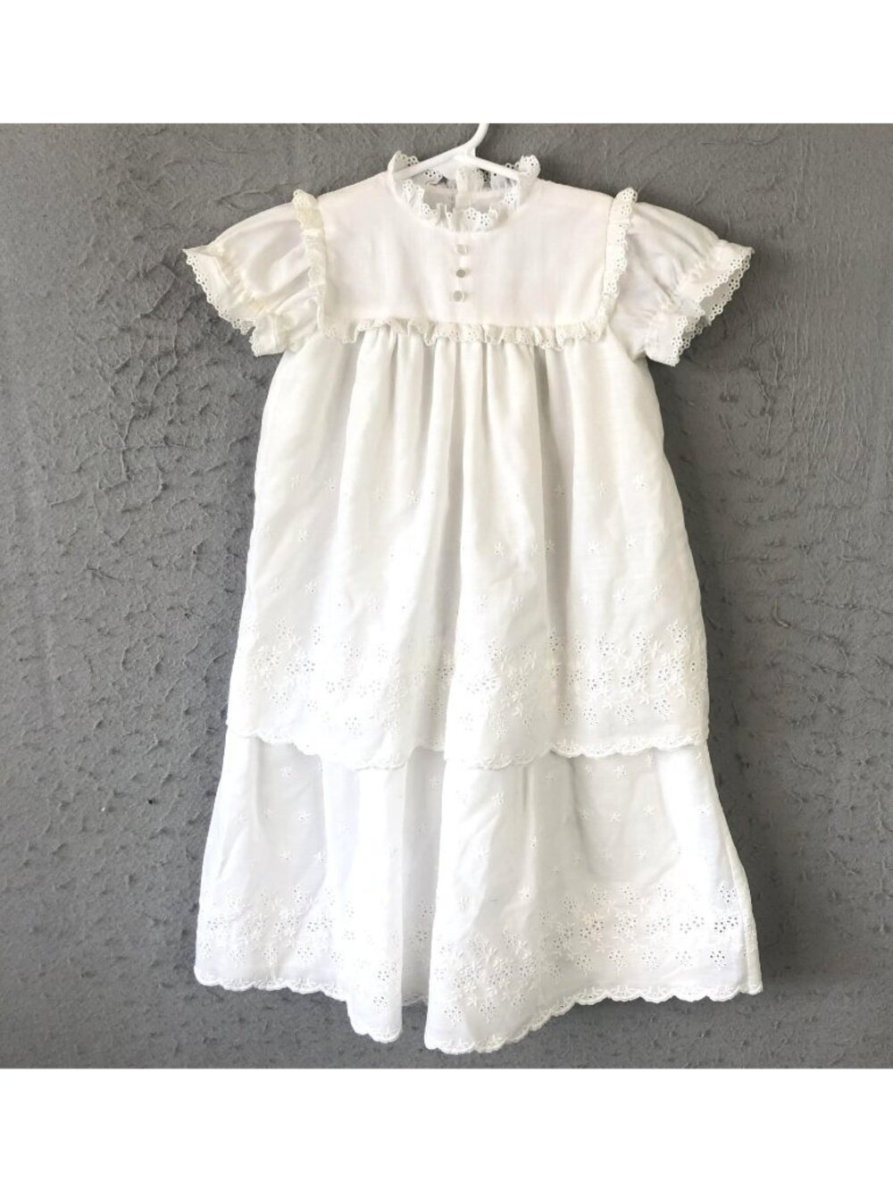 VINTAGE Sakowitz Dress Infant 0-3 Months White Eyelet Lace Ruffle Baptism 80s